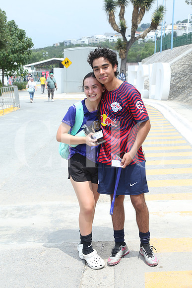 Sofia Valdéz y Sebastian Boon1