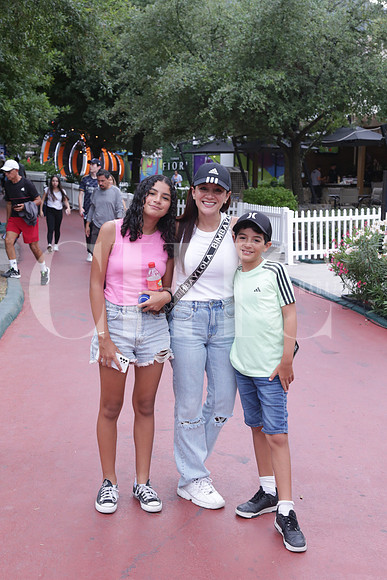 Isabel Rodríguez, Gaby Taboada y Braulio Rodríguez 0