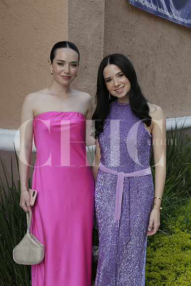 Raquel Garza y Regina Garza