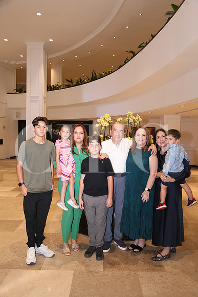 Federico Maldonado, Alana Castro, Brenda González, Jorge Maldonado, Jorge González, María Teresa Cavazos, Katia González y Rodrigo Castro 0