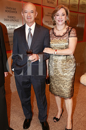 Fernando Elizondo Barragán y Verónica Ortiz de Elizondo