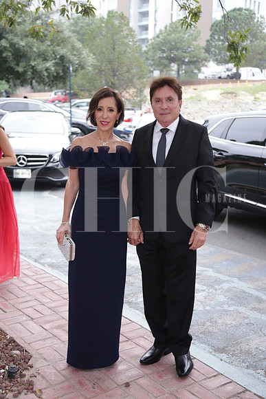 Adriana Zepeda y Edmundo Zepeda 0