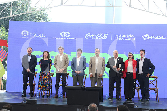 Jorge García Segovia, Mar Prian, Jaime Camara, Santos Guzmán, José Borda, Jaime Yesaki, María Fernanda Salinas y Jorge Morales4