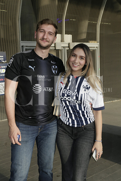 Matt Islas y Vanessa Islas