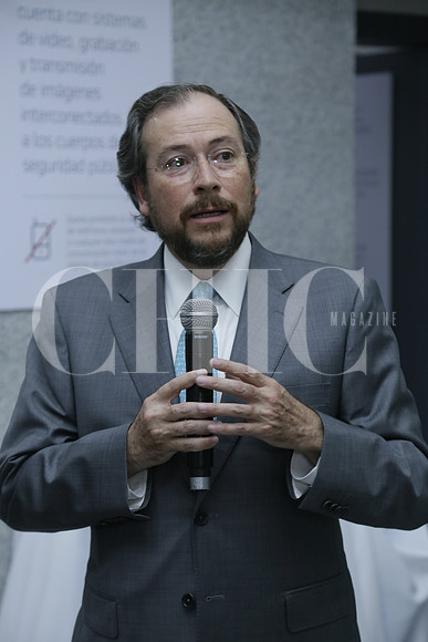 Adrián Lozano (5)