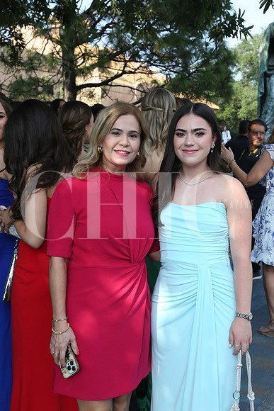 Any Garza de Colyer y Valeria Colyer 1