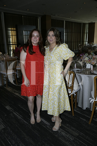 Natalia martínez y Gaby Ortíz.