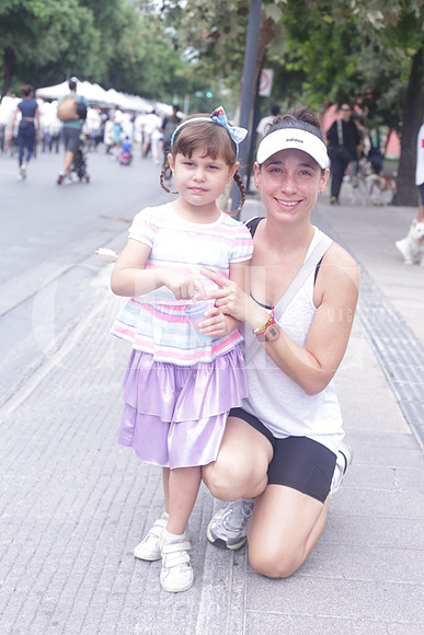 Alena Zambrano y Romina Canedo