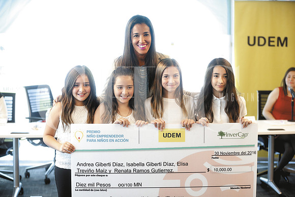 Andrea Giverti, Isabella Giverti, Elisa Treviño y Renata Ramos (2)