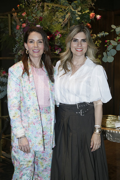 Mónica Martínez de De la Garza y Lorena Cortinas