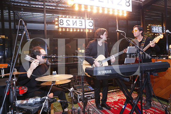 Los tres de ayer (6)