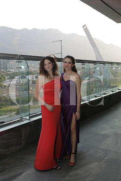 Isabel Rodríguez y Sofia Pavon (3)