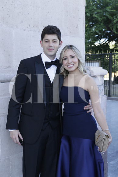 Luis Carlos Martínez y Joselyn Santa Cruz