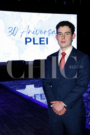 Luis González (2)