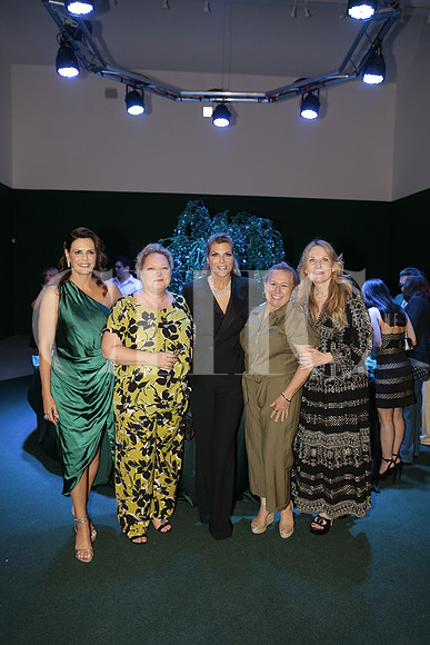 Rosa Maria Oliver, Margo Iga, Montserrat Oliver, Aleyda Treviño y Adriana Ibarra 5