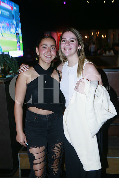 Renatta Martínez e Isabella Rivera (2)