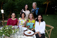 Magdalena Herrera de Calderón, Celina Calderón de Páez, Terín Calderón, Adr¡ana Sánchez de Zepeda, Gachi Calderón de Rubio y Verónica Rojas3