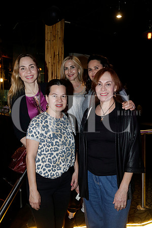 (atras) Alejandra Fernandez, Mónica Buerón de Villarreal, Carolina Martínez, (al frente) Daniela Cavazos y Lucero García