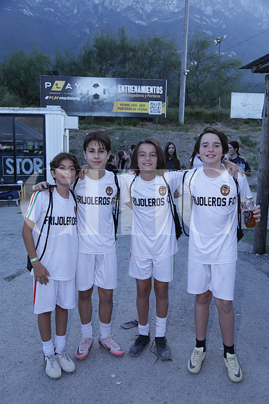 Emilio Chávez, Salvador Villamar, Diego Escames y Fausto González 1