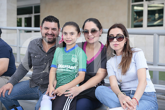 Irving Martinez, Judy Tellez, Aytana Martinez, Fanny Gonzalez 4