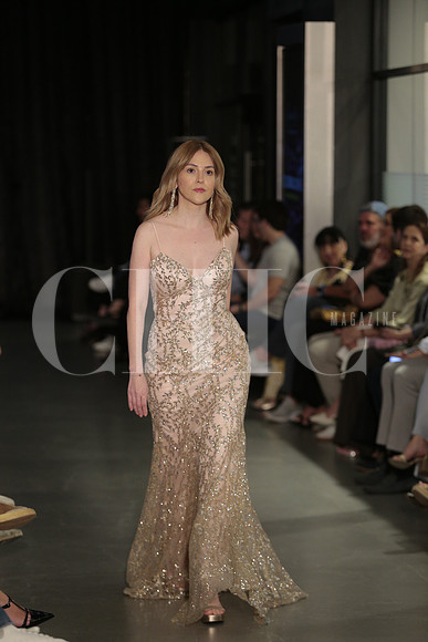 Pasarela 16