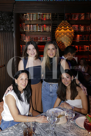Monica Palacios, Sofia Guajardo, Pau Martinez y Ale Fonseca 4