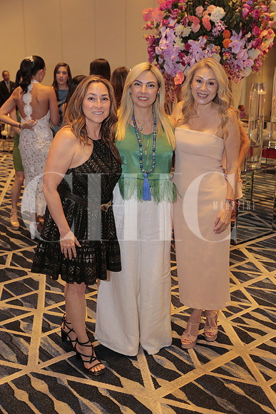 Susana Sepulveda, Adriana Chavez y Claudia Sanchez 2