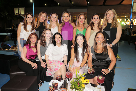 Marcela Salinas, Mimis Palau, Samantha Curiel, Diana Garza, Carolina Martinez, Lorena Treviño, Olivia Gonzalez, Marcela Garza, Melissa de la Garza, Daniela Lozano, Antonella Buccarelli y Karla Garcia