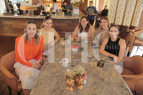 Gilda Villarreal, Ileana Manrique, Laura Vera, Delia Elizondo y Betty Ramirez 4