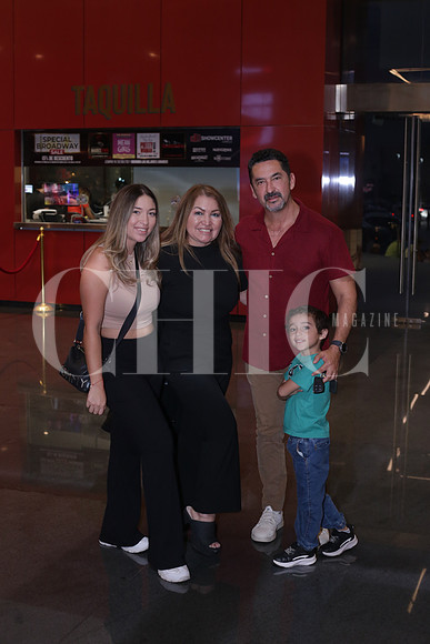 Brenda Ruiz, Ana Ruiz, Mariana Carrizales y Andrés Castillo 0