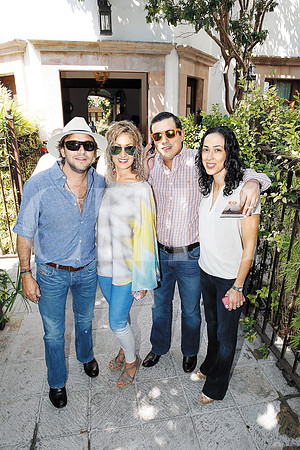 Jaime Zavala, Mayela Cantú de Zavala, Tino Padilla y Lorena Montemayor