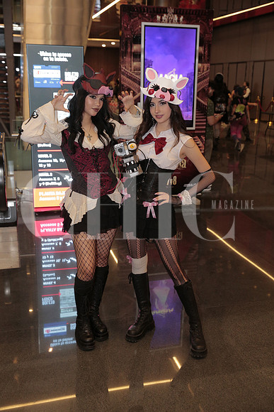 Valeria Romero y Andrea Alanis 8