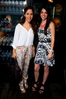 Alejandra Alonso y Sandra Mendez