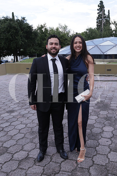 Diego Coss y Monse Coss0