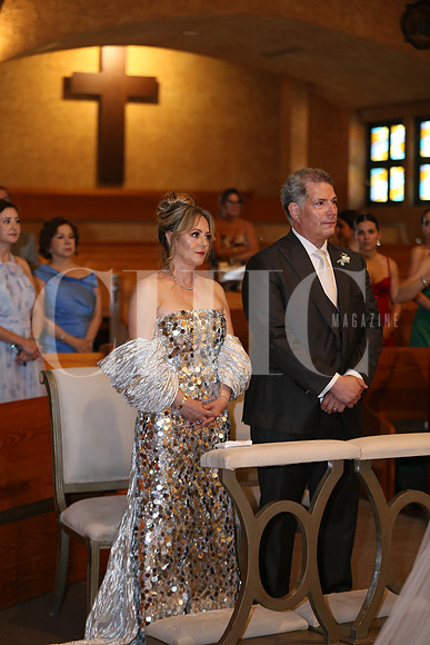 Graciela Elizondo de Vargas y Enrique Vargas( Papás Novia)5