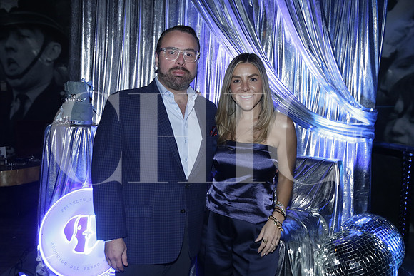 Rodirgo Handal y Fernanda Chávez
