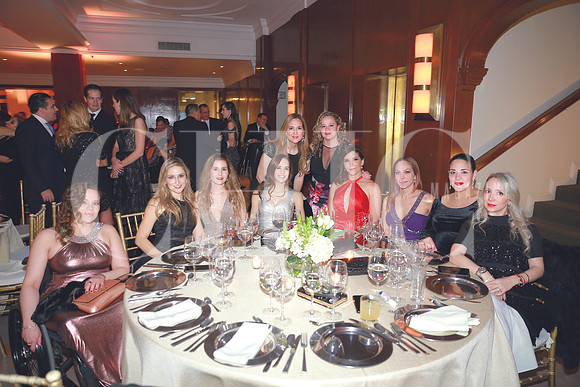 Mariana Martínez, Eva Gtz Welsch, Daniela Mtz, Rocío Leal, Priscila Alanis, Fernanda Longoria, Lucía Martínez, Diana Rdz, Bárbara Elizondo y Martha Garza de García (1)
