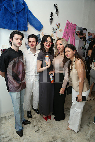 Leonel Bazan, Eduardo Cavazos, Miranda Treviño, Paulina Fernández y Natalia Solis 0
