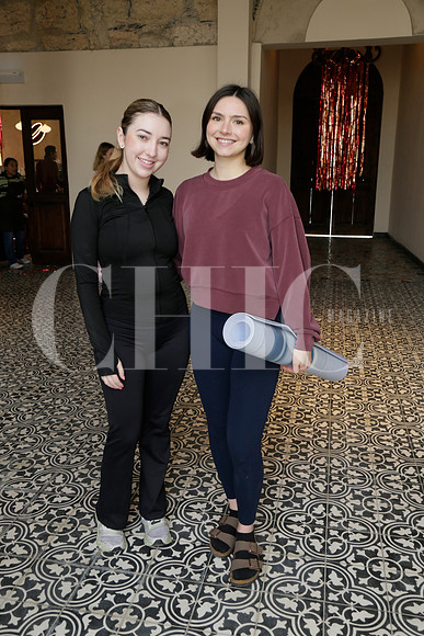 Priscila Cavazos y Claudia Jiame (2)