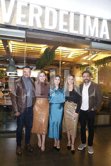 Eduardo Guerrero, Ana Elisa González, Jimena Guerrero, Daniela López y Marco Guerrero 0