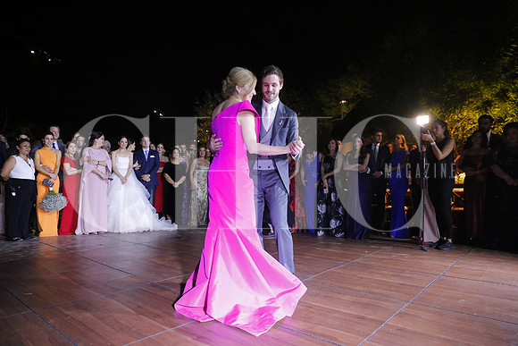 Jorge Canavati bailando con su madre (13)