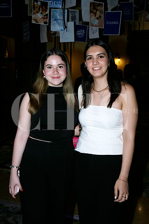 Patricia Colyer y Valeria Ochoa
