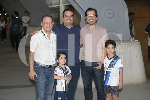 Gerardo Garcia, Miguel Garza, Patricio Gonzalez, Emilio  Garza y Adrian Gonzalez 3