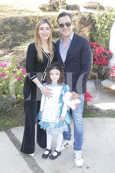 Dayra Rodriguez, Alena Sarabia y Paulino Sarabia 2