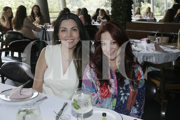 Columba Uribe y Cecilia Cantú (2)