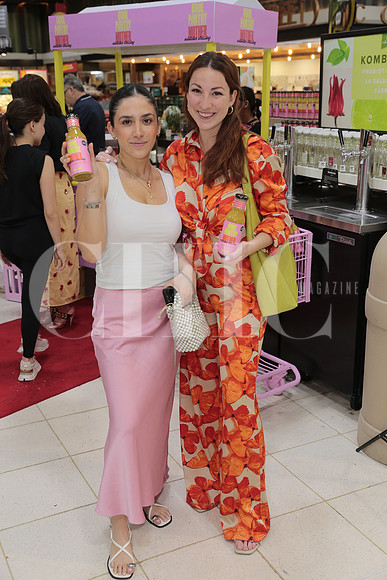 Nicole Manzur y Chayito Zendejas 3