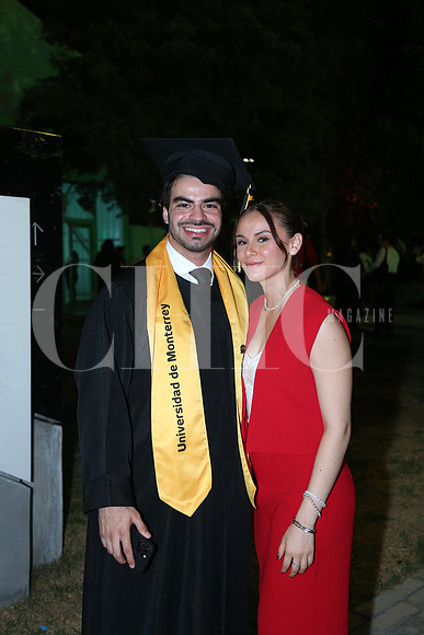Javier del Bosque y Renata Brito 0