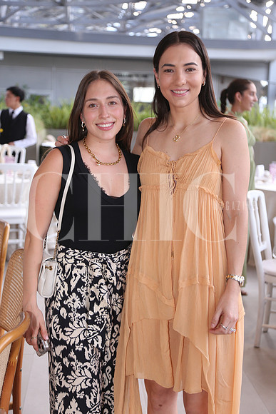 Paulina de la Garza y Sofia Cantú 0