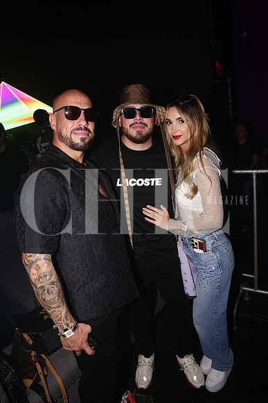 Carlos Garza, Juvenal y Karina Saldaña 2