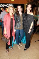 Cristina de Canales, Mayté Canales y Elsa Blomeier